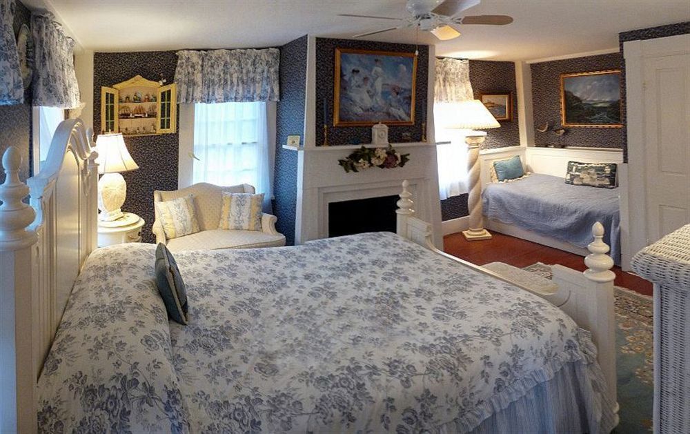 Holiday Guest House Bed & Breakfast Wells Bagian luar foto