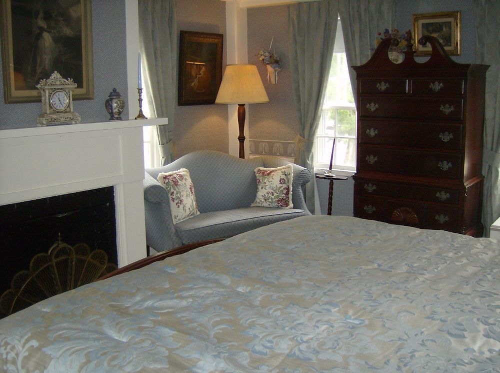 Holiday Guest House Bed & Breakfast Wells Bagian luar foto